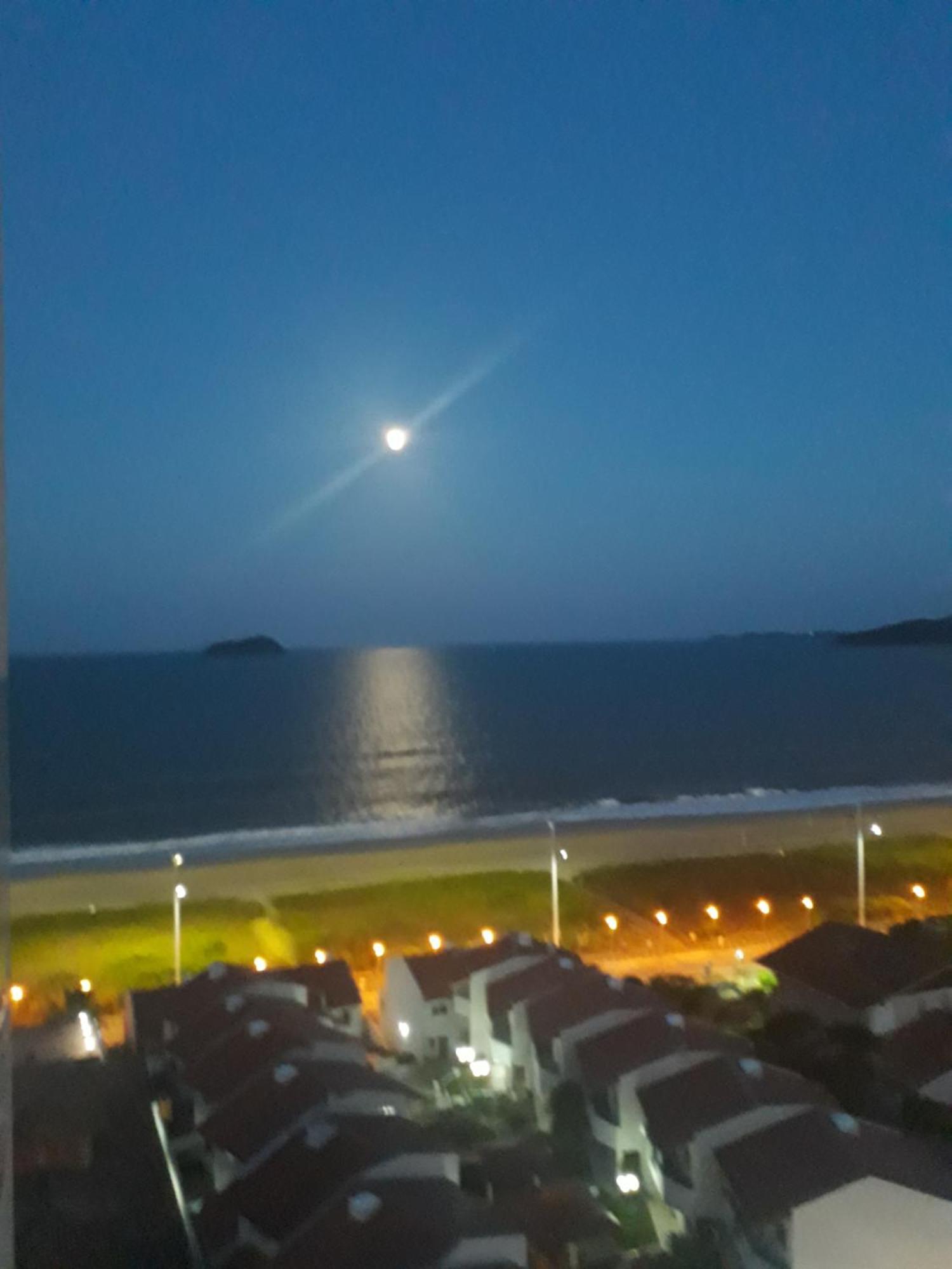 Apartamento Dona Elvira Piçarras 外观 照片