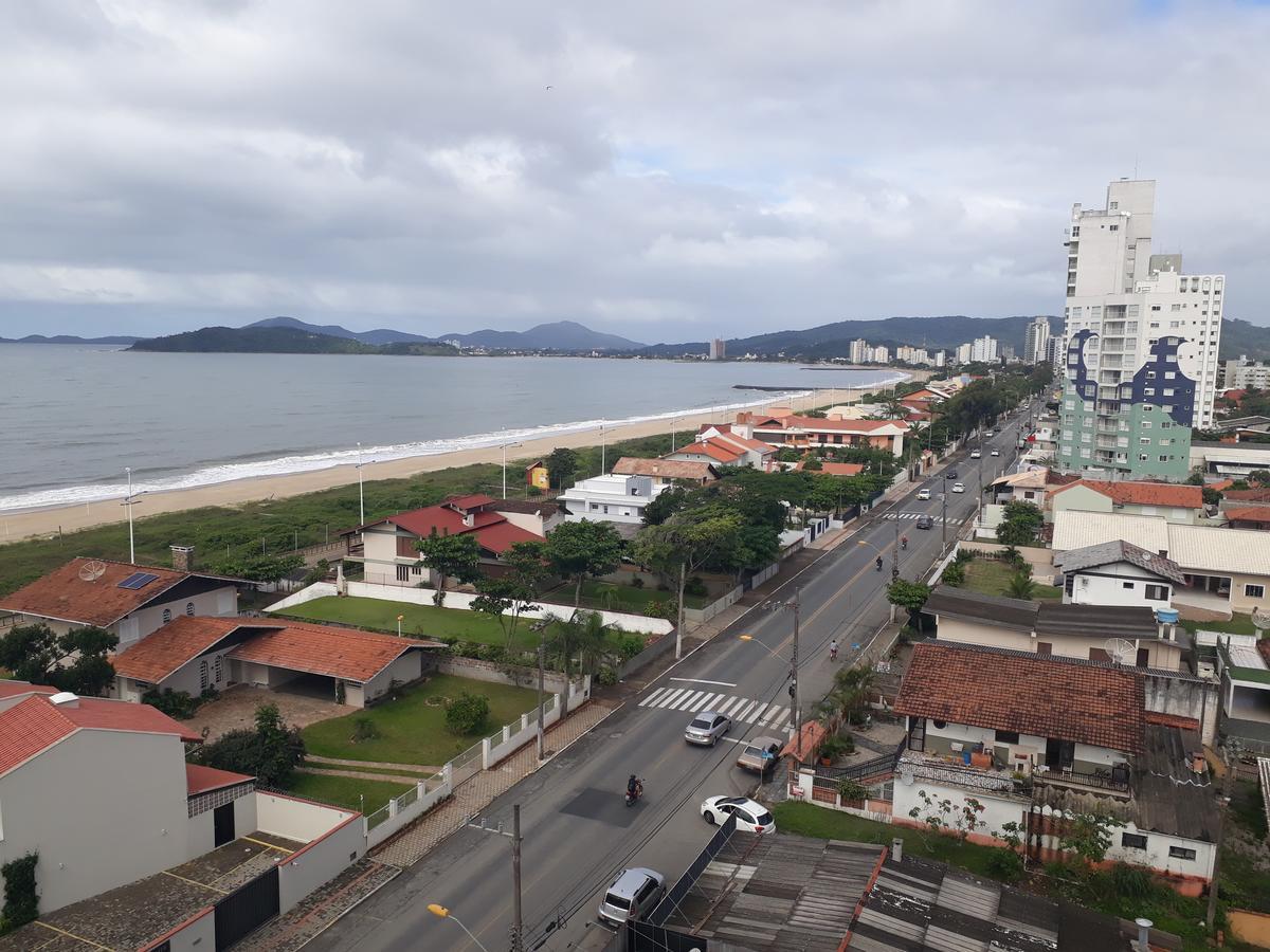 Apartamento Dona Elvira Piçarras 外观 照片