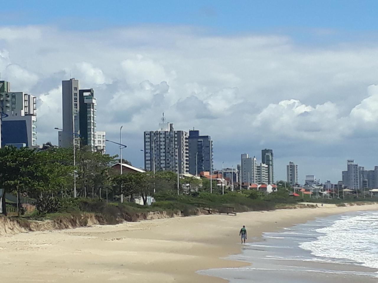 Apartamento Dona Elvira Piçarras 外观 照片